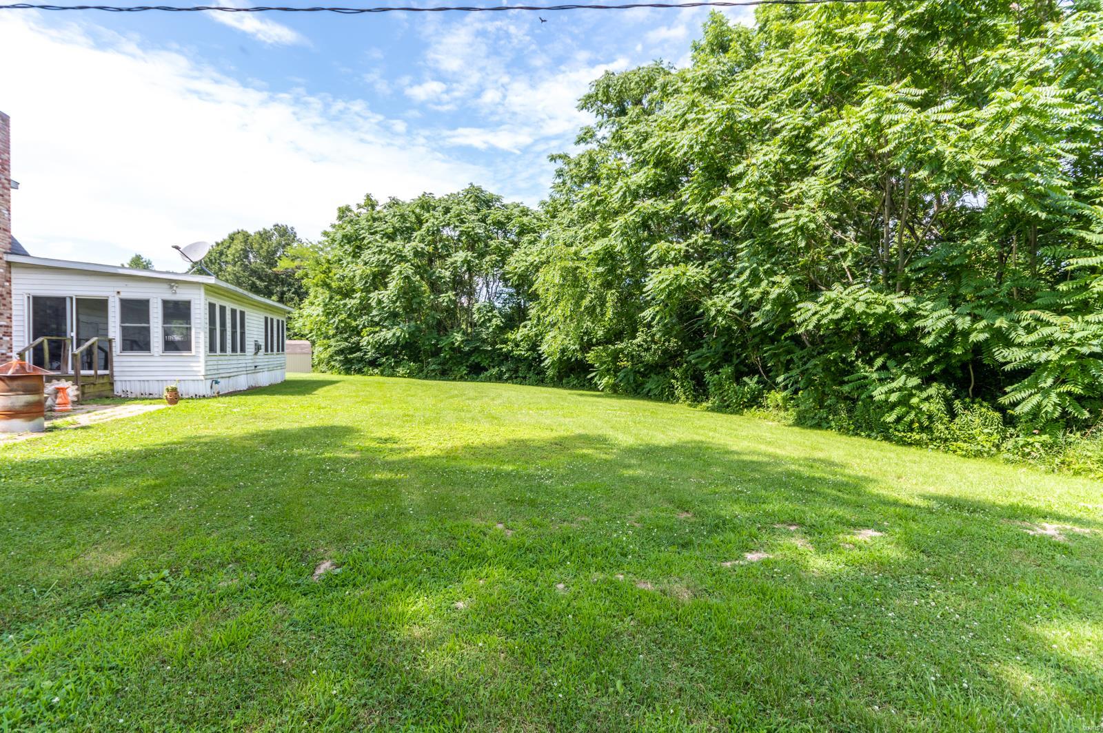 21284 Oak Rest Road Piasa, IL 62079 - Photo 2 of 27