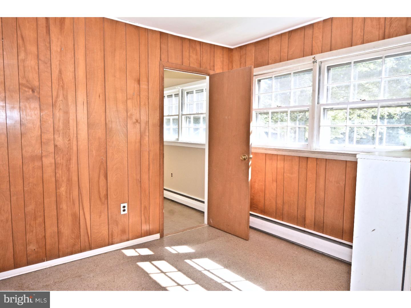 49 Bayberry Road Ewing, NJ 08618 - Photo 12 of 25