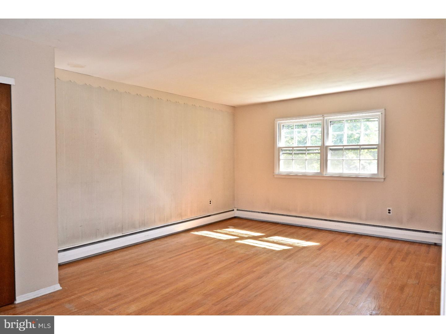 49 Bayberry Road Ewing, NJ 08618 - Photo 14 of 25