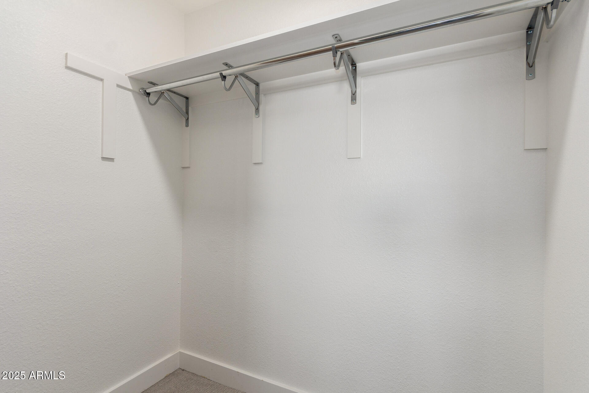 2749 West Montecito Avenue Phoenix, AZ 85017 - Photo 11 of 20 a view of a small space