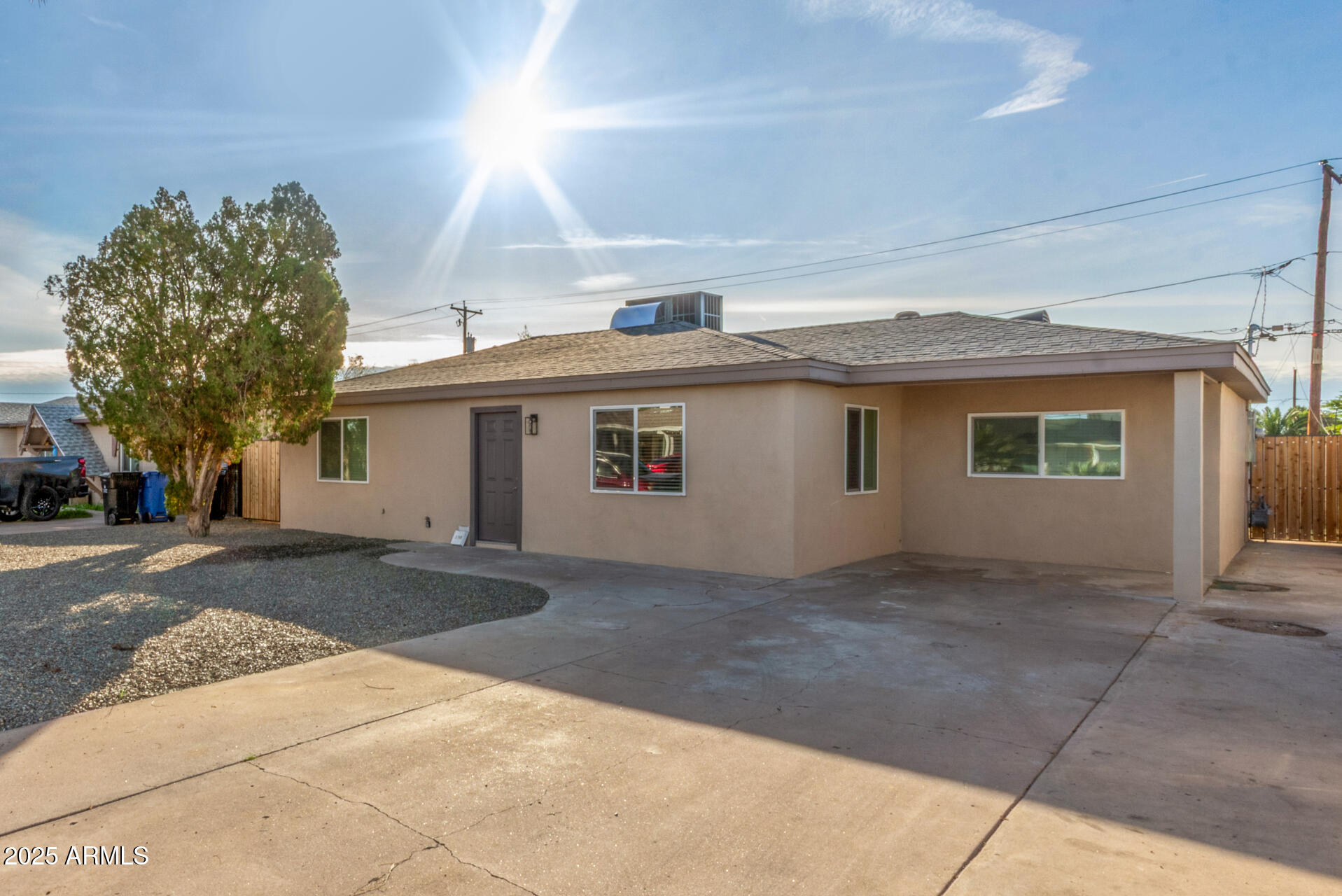 2749 West Montecito Avenue Phoenix, AZ 85017 - Photo 2 of 20 a view of a house with a outdoor space