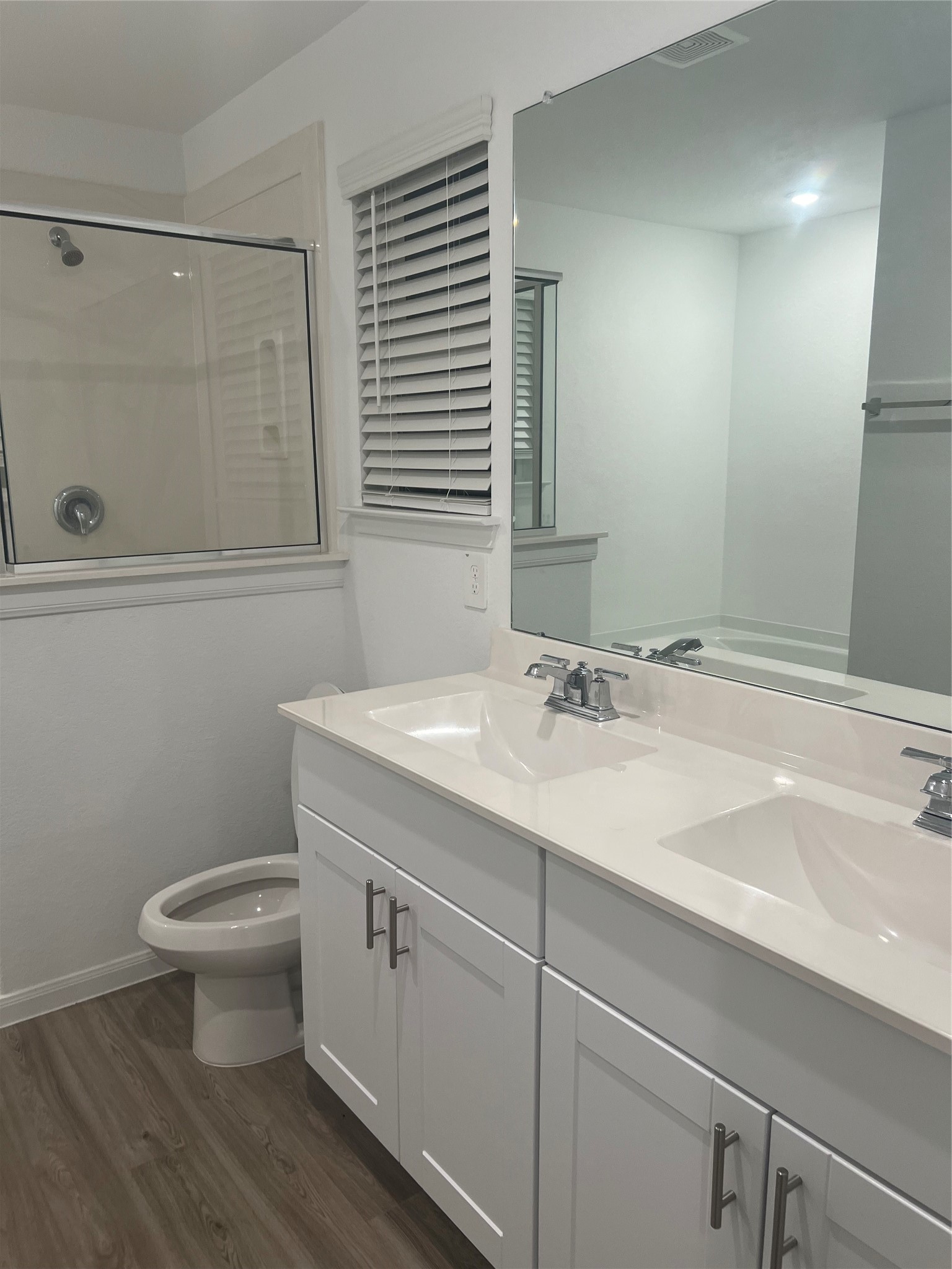 5414 Balerna Street Spring, TX 77373 - Photo 11 of 19 Primary bath view