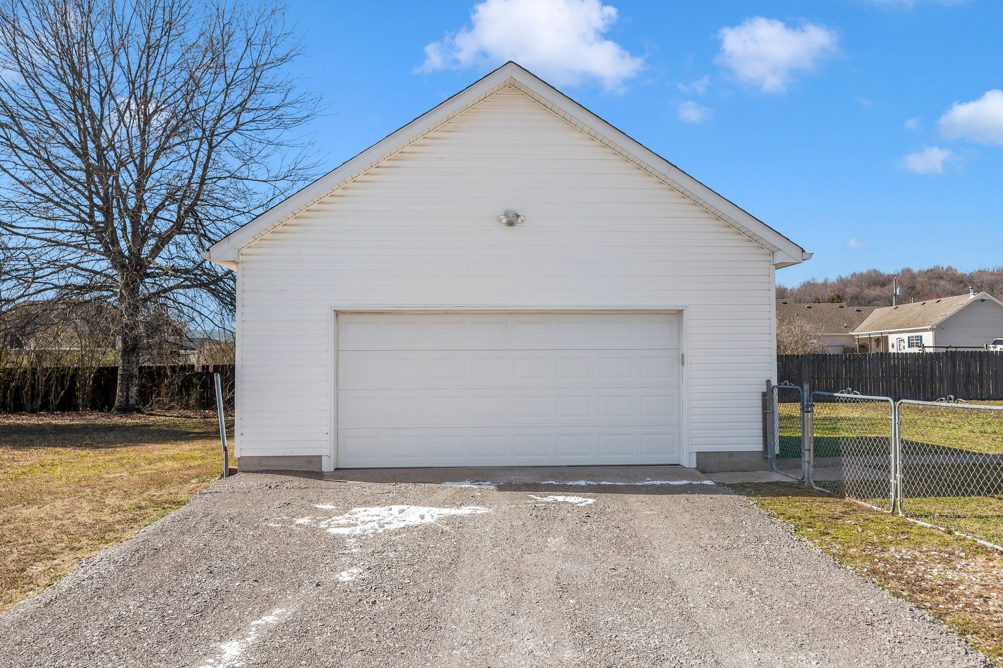 740 Happy Valley Road Bell Buckle, TN 37020 - Photo 28 of 33 a view of back yard of the house