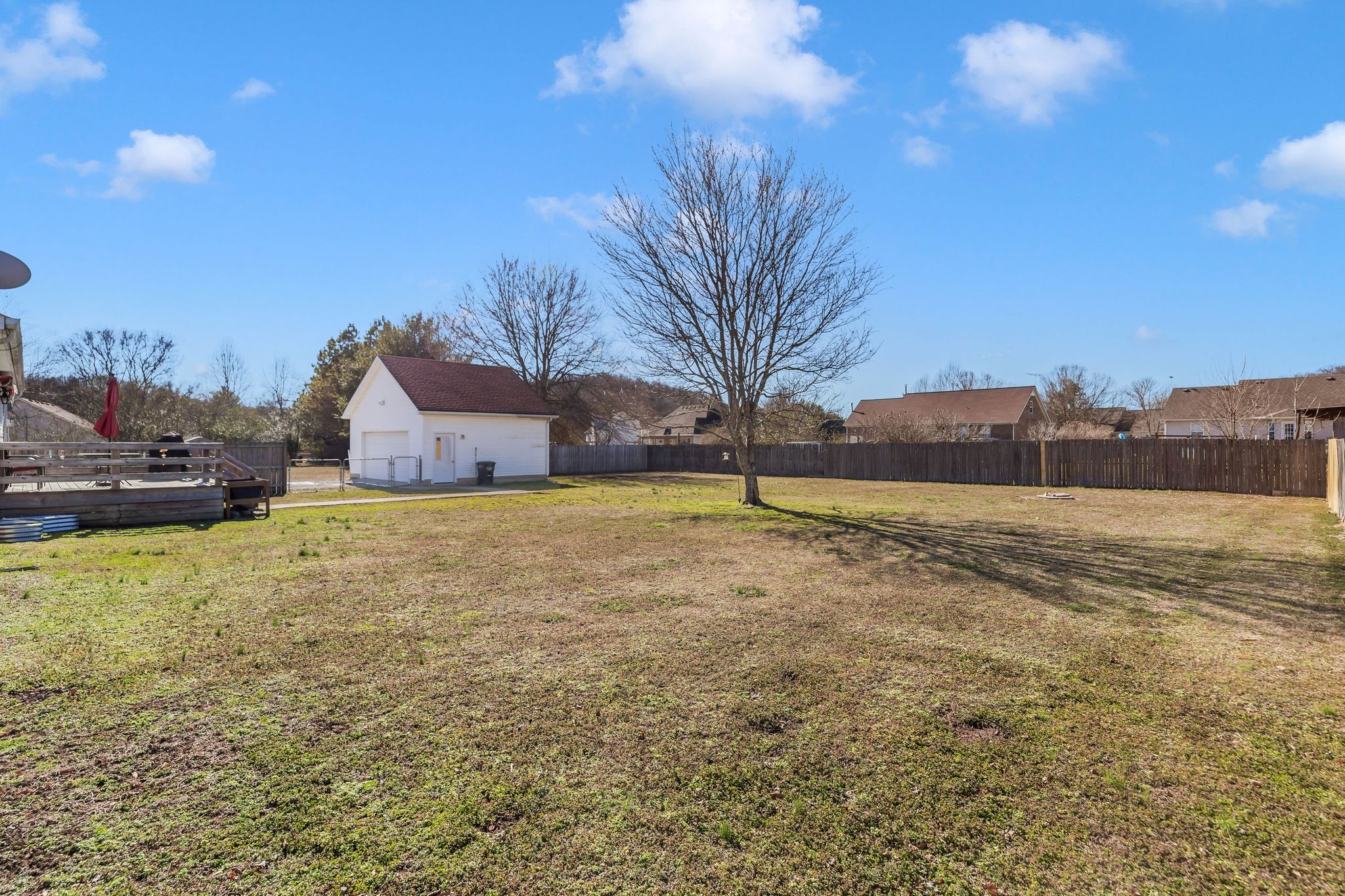 740 Happy Valley Road Bell Buckle, TN 37020 - Photo 32 of 33 a view of a backyard