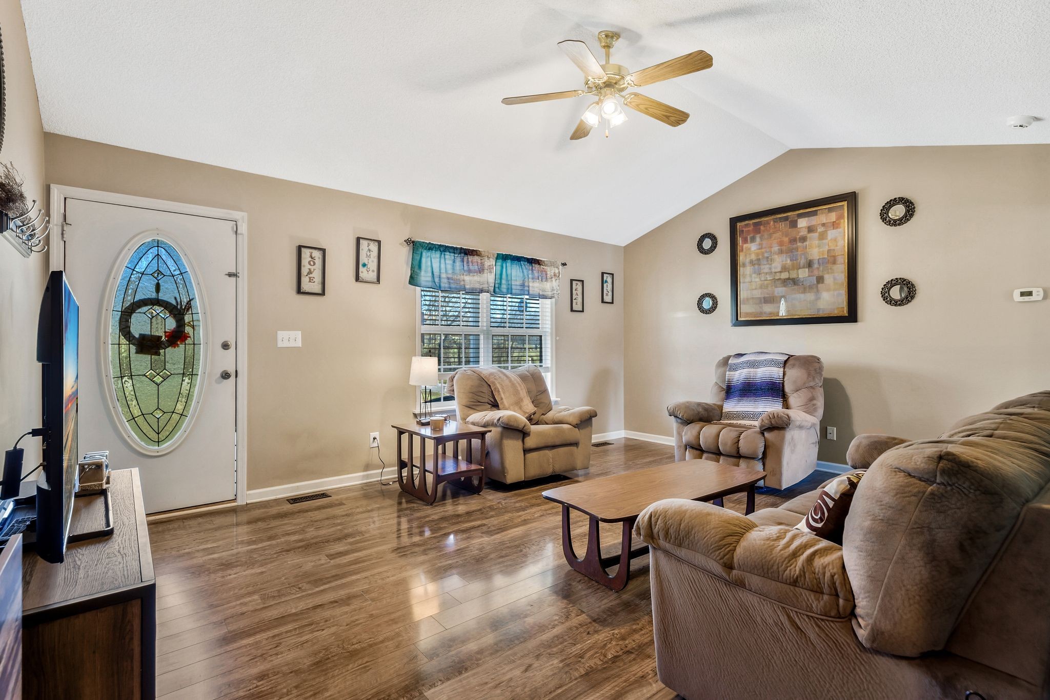 740 Happy Valley Road Bell Buckle, TN 37020 - Photo 9 of 33 a living room with furniture and a window