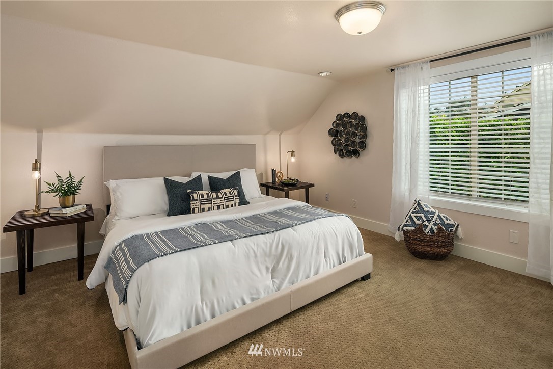 1008 North 32nd Street Renton, WA 98056 - Photo 14 of 22