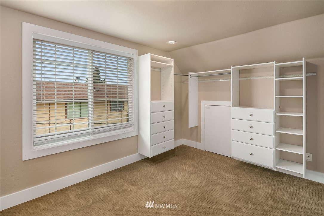 1008 North 32nd Street Renton, WA 98056 - Photo 16 of 22