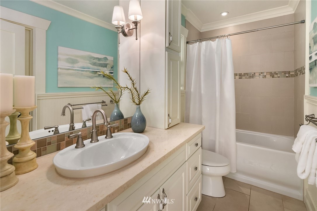 1008 North 32nd Street Renton, WA 98056 - Photo 8 of 22
