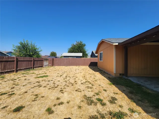 $268,000 | 1070 South 4th Avenue, Othello, WA 99344