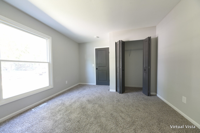 18 Roulock Road Montgomery, IL 60538 - Photo 14 of 23