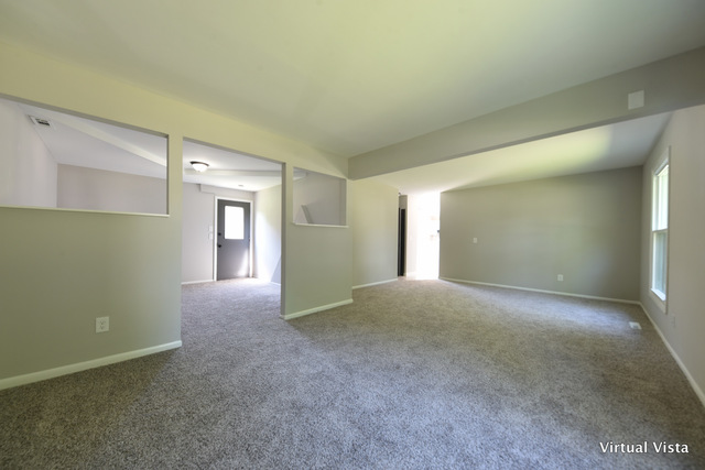 18 Roulock Road Montgomery, IL 60538 - Photo 6 of 23