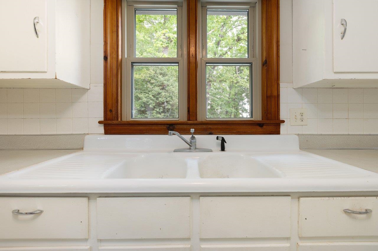 547 Grindstone Road Bridgewater, VA 22812 - Photo 11 of 57 a bathroom with sink and window
