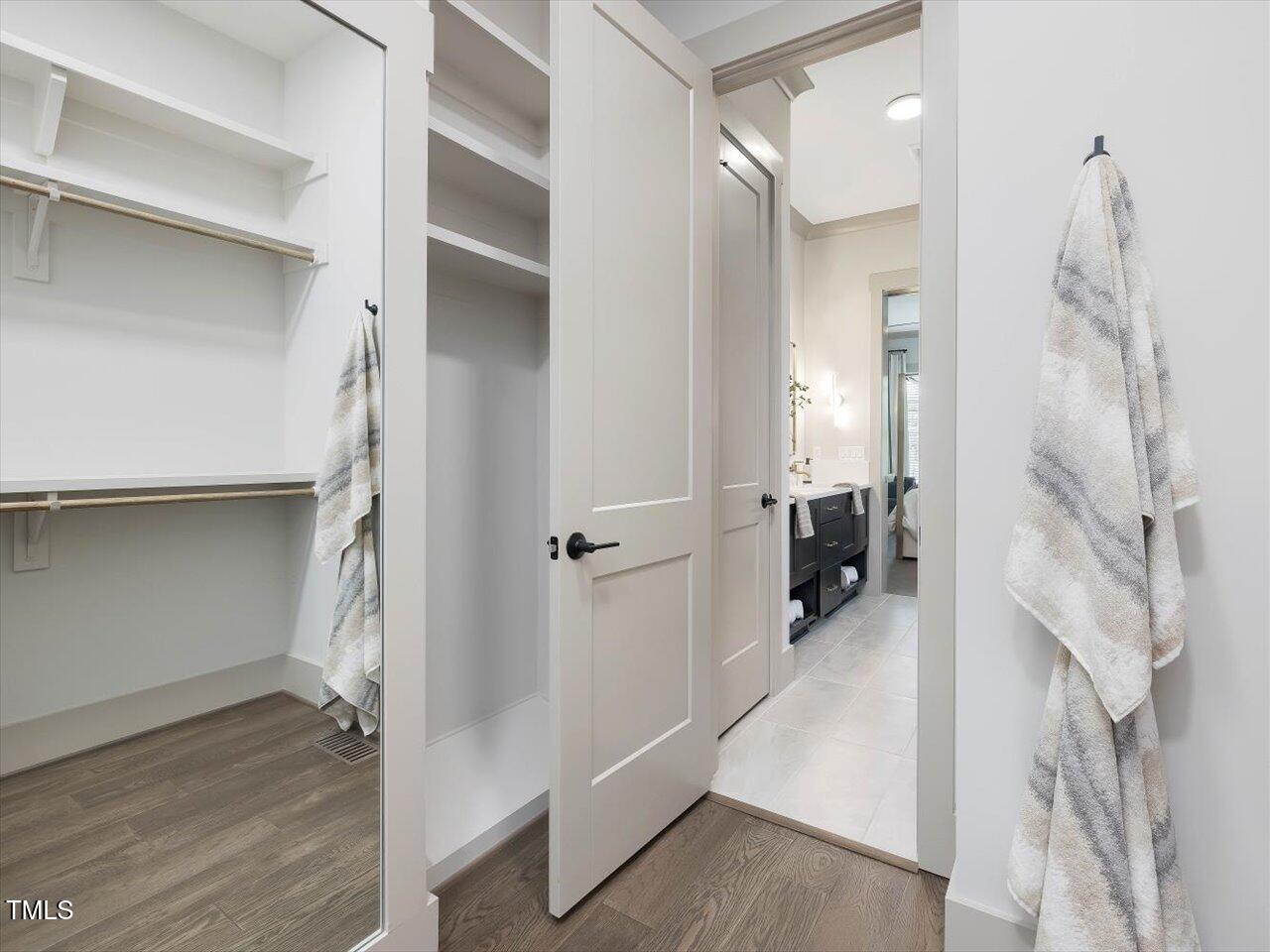 734 South State Street Raleigh, NC 27601 - Photo 46 of 95 049-Walk in Closet