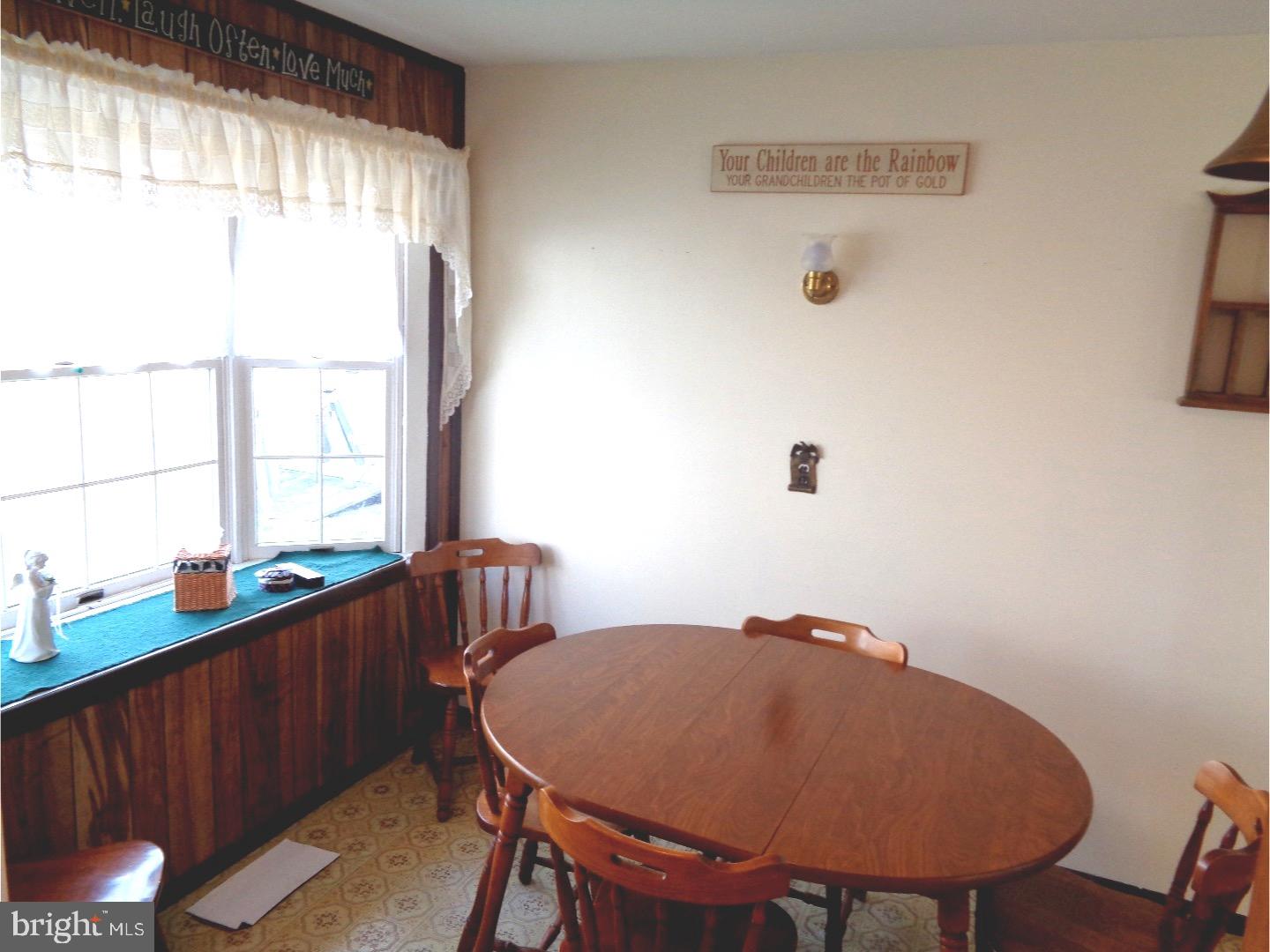 629 Beaumont Road Fairless Hills, PA 19030 - Photo 10 of 22 Breakfast Room