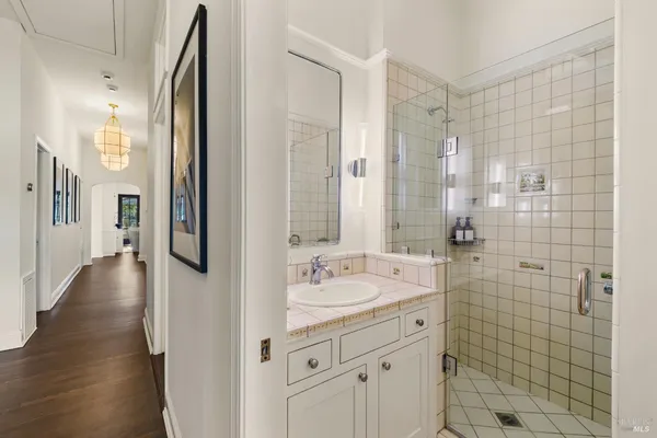 $4,695,000 | 1 Lilac Avenue, Kentfield, CA 94904