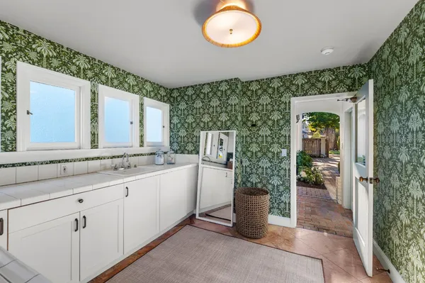 $4,695,000 | 1 Lilac Avenue, Kentfield, CA 94904