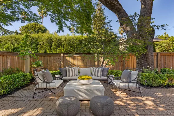 $4,695,000 | 1 Lilac Avenue, Kentfield, CA 94904