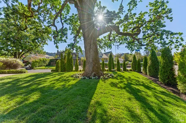 $4,695,000 | 1 Lilac Avenue, Kentfield, CA 94904