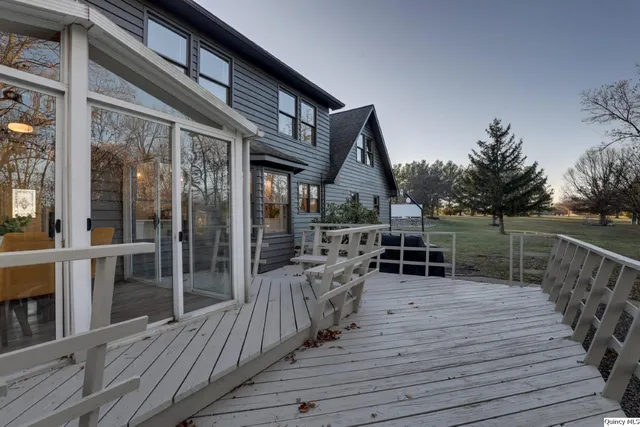 $425,000 | 4919 Columbus Road, Quincy, IL 62305