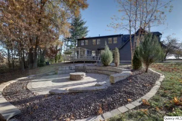 $408,000 | 4919 Columbus Road, Quincy, IL 62305