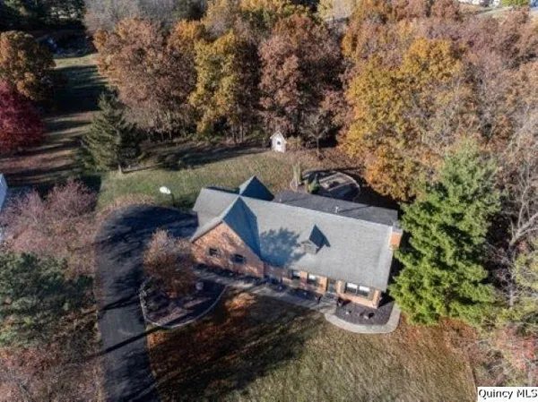 $408,000 | 4919 Columbus Road, Quincy, IL 62305