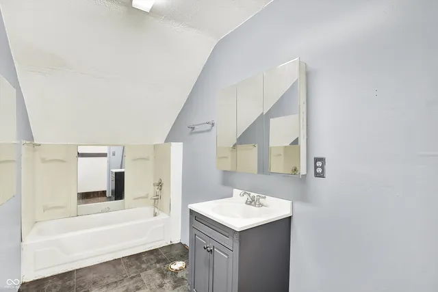 $695,000 | 308 North Morrison Street, Morristown, IN 46161