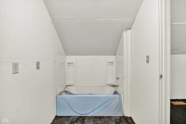 $695,000 | 308 North Morrison Street, Morristown, IN 46161