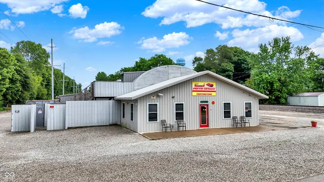 $695,000 | 308 North Morrison Street, Morristown, IN 46161