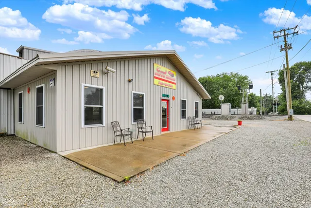 $695,000 | 308 North Morrison Street, Morristown, IN 46161