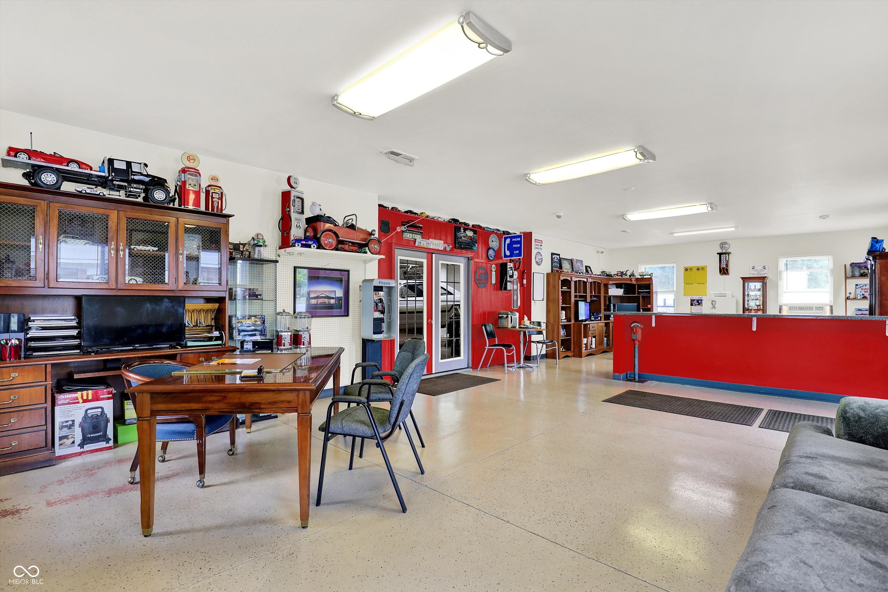 308 North Morrison Street Morristown, IN 46161 - Photo 37 of 121