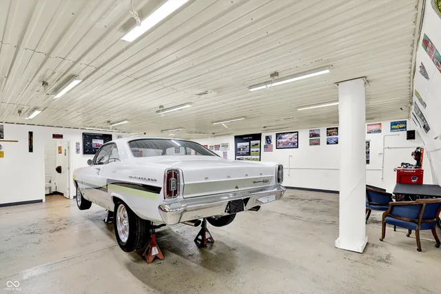 $695,000 | 308 North Morrison Street, Morristown, IN 46161