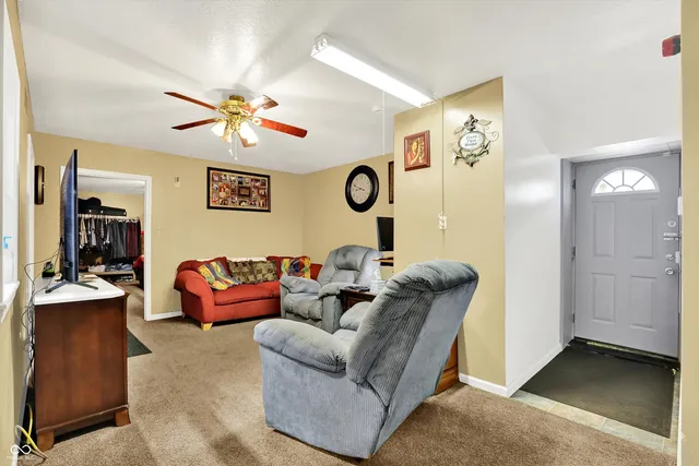 $695,000 | 308 North Morrison Street, Morristown, IN 46161