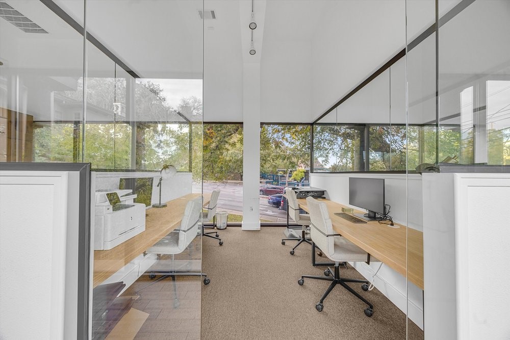 1529 Barton Springs Road, Unit 31 Austin, TX 78704 - Photo 7 of 21 a view of a room with workspace and windows