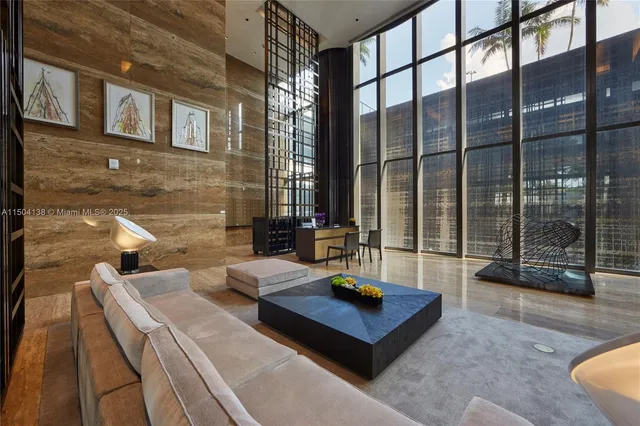 $8,450,000 | 800 South Pointe Drive, Unit 502, Miami Beach, FL 33139