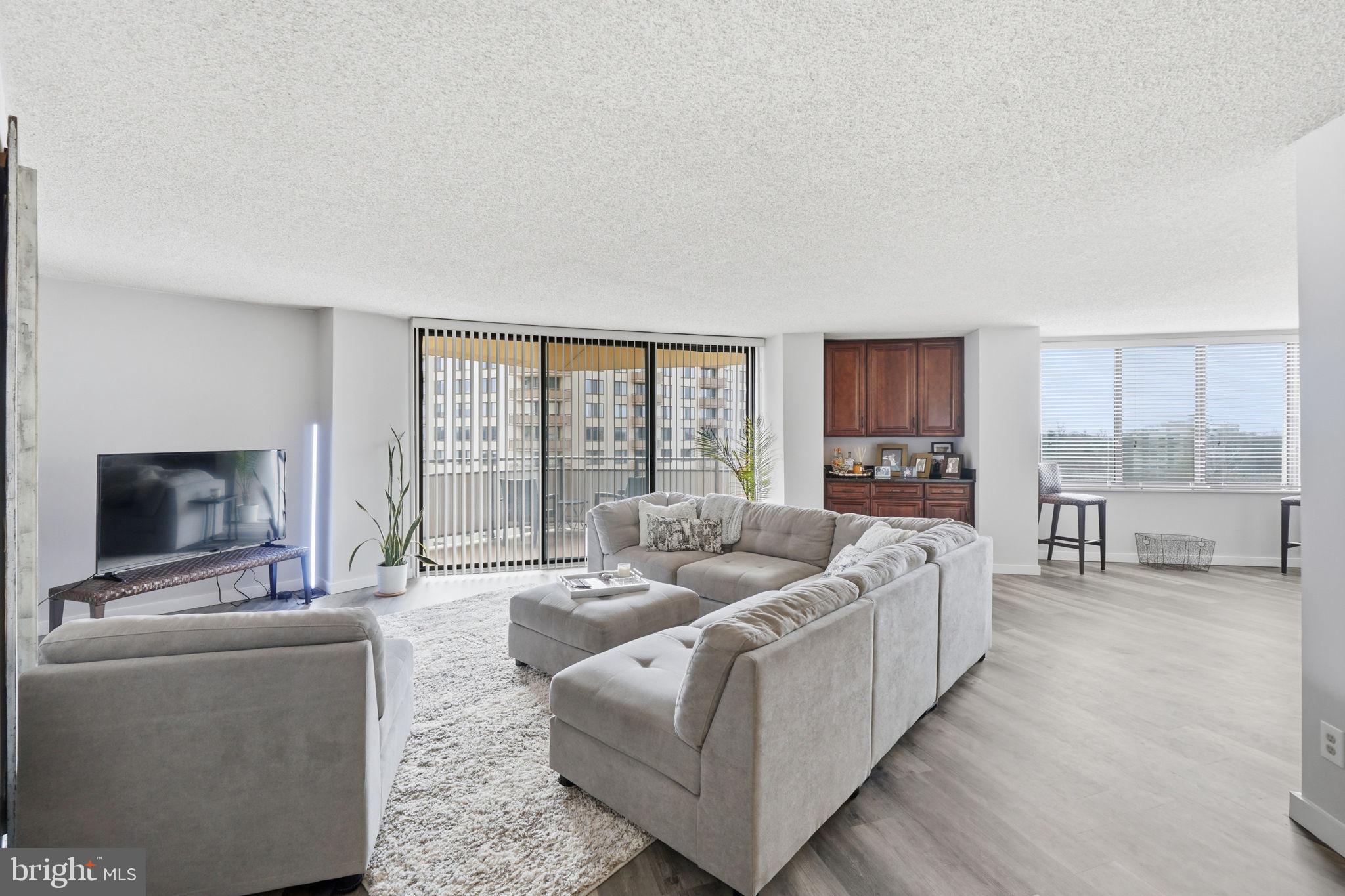 5225 Pooks Hill Road, Unit 1401N Bethesda, MD 20814 - Photo 2 of 64