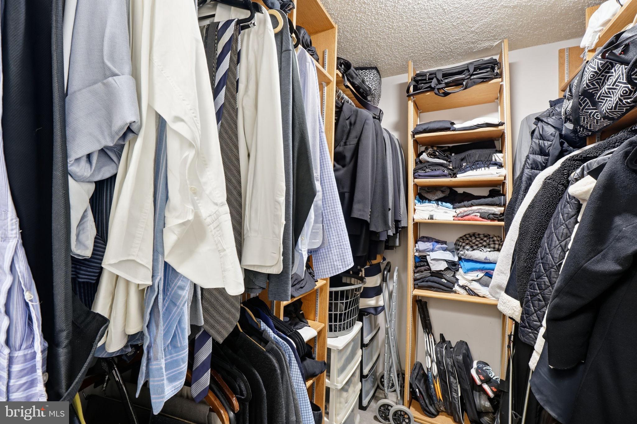 5225 Pooks Hill Road, Unit 1401N Bethesda, MD 20814 - Photo 21 of 64