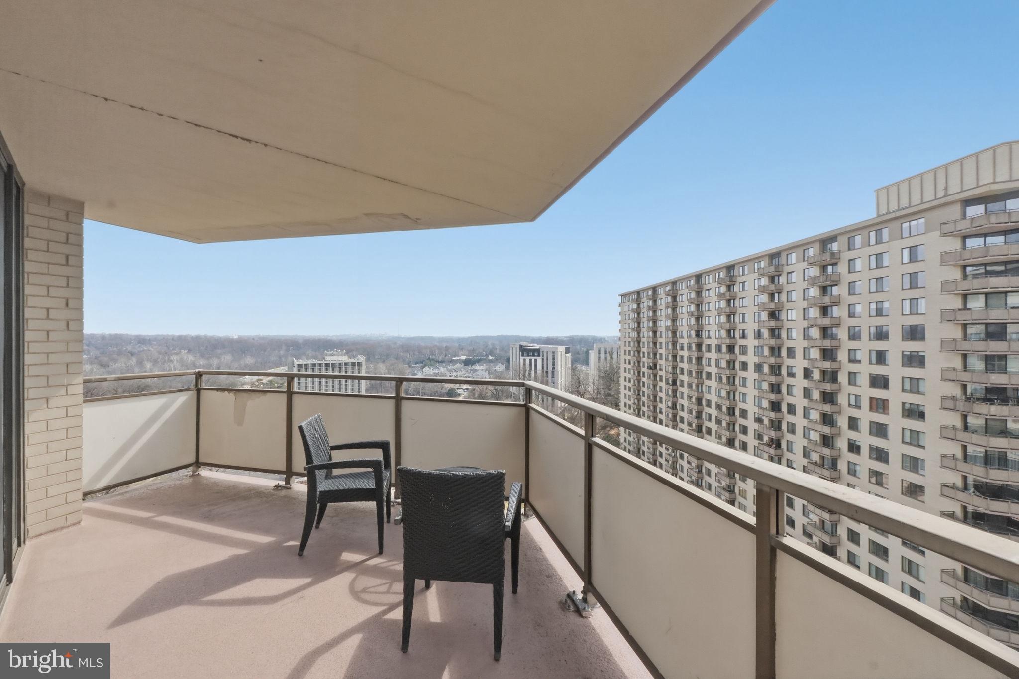 5225 Pooks Hill Road, Unit 1401N Bethesda, MD 20814 - Photo 22 of 64