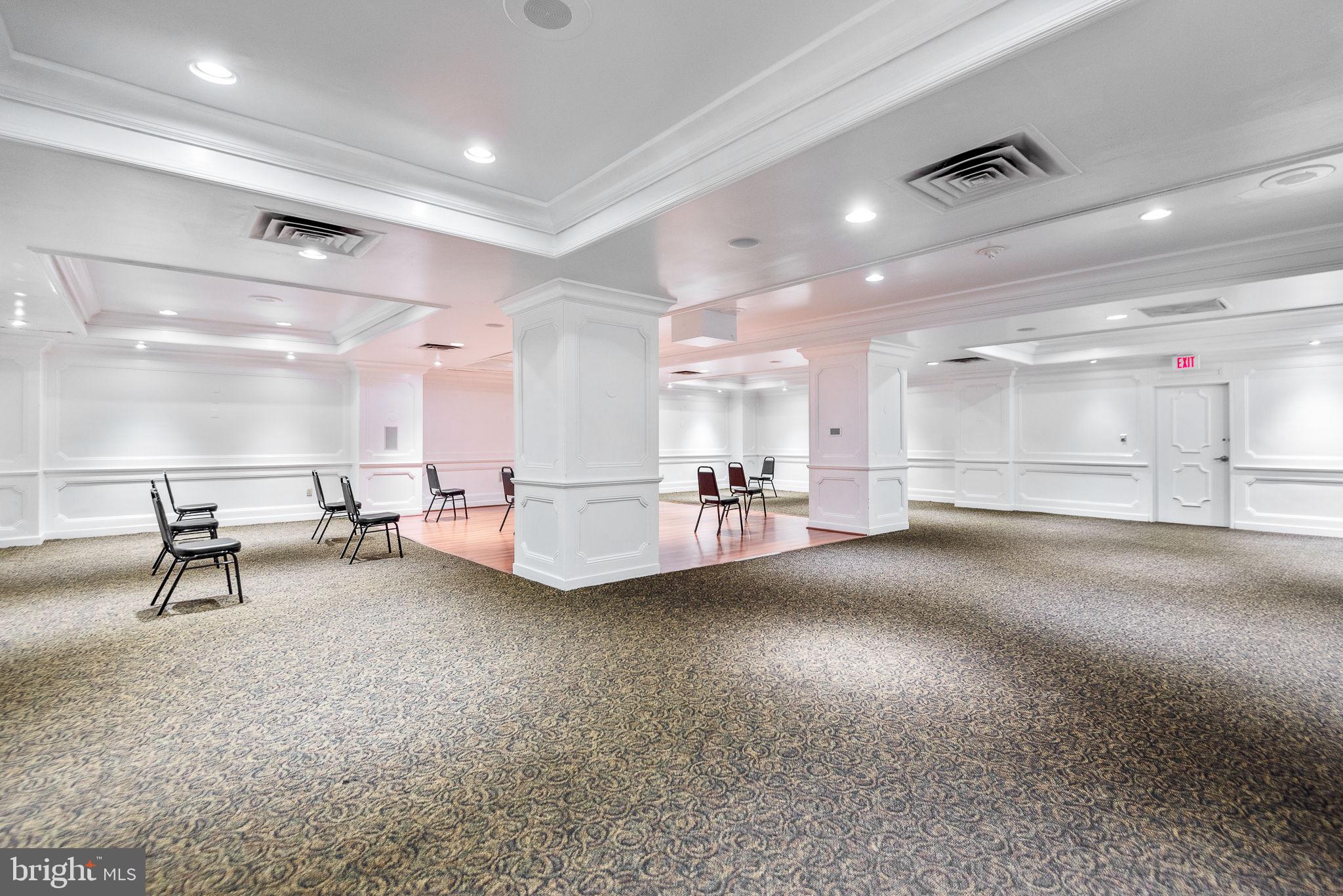 5225 Pooks Hill Road, Unit 1401N Bethesda, MD 20814 - Photo 32 of 64