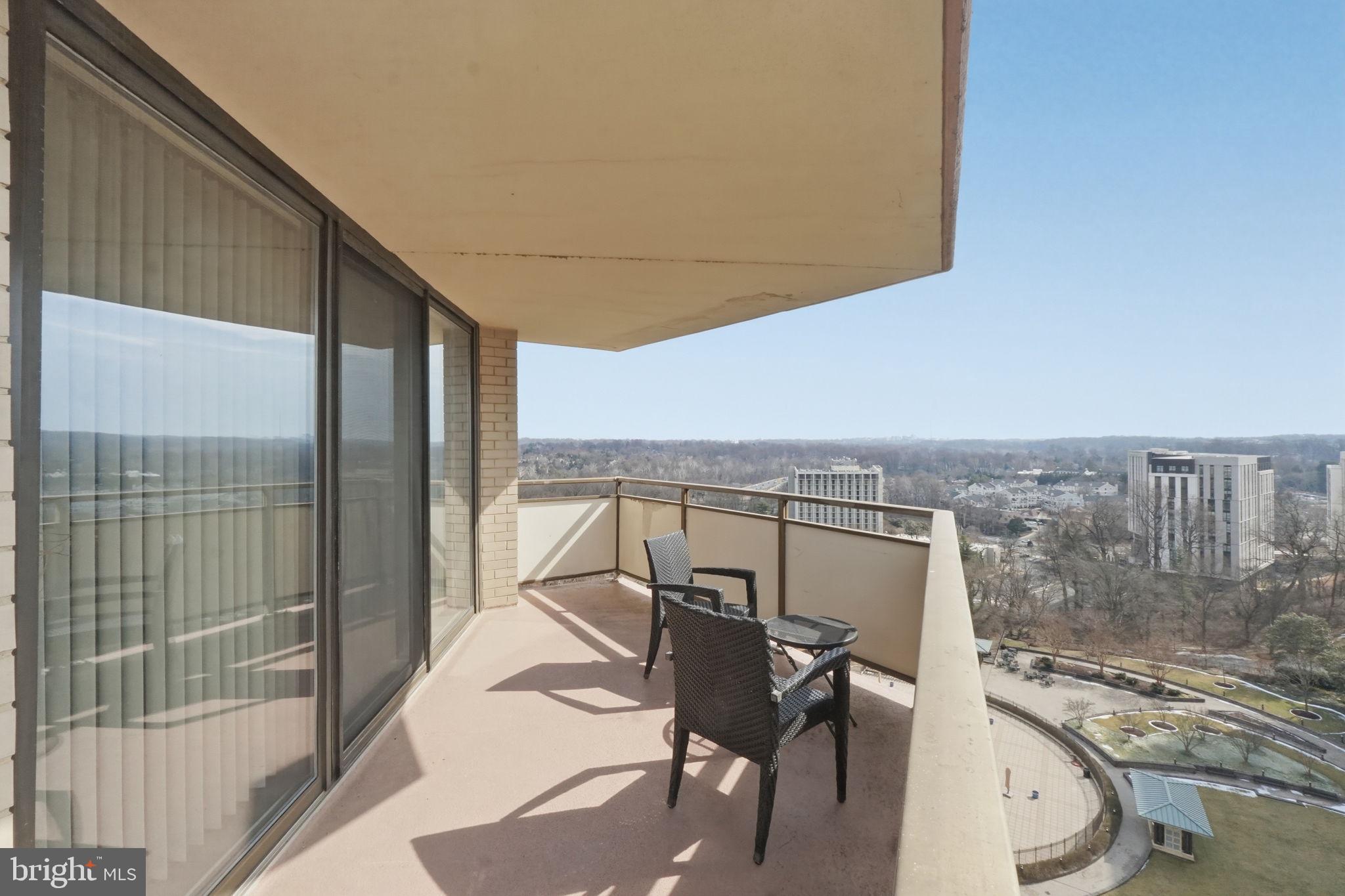 5225 Pooks Hill Road, Unit 1401N Bethesda, MD 20814 - Photo 4 of 64