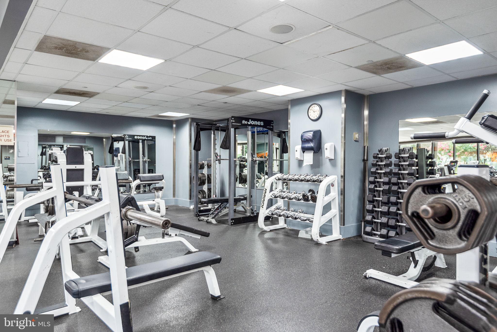 5225 Pooks Hill Road, Unit 1401N Bethesda, MD 20814 - Photo 48 of 64