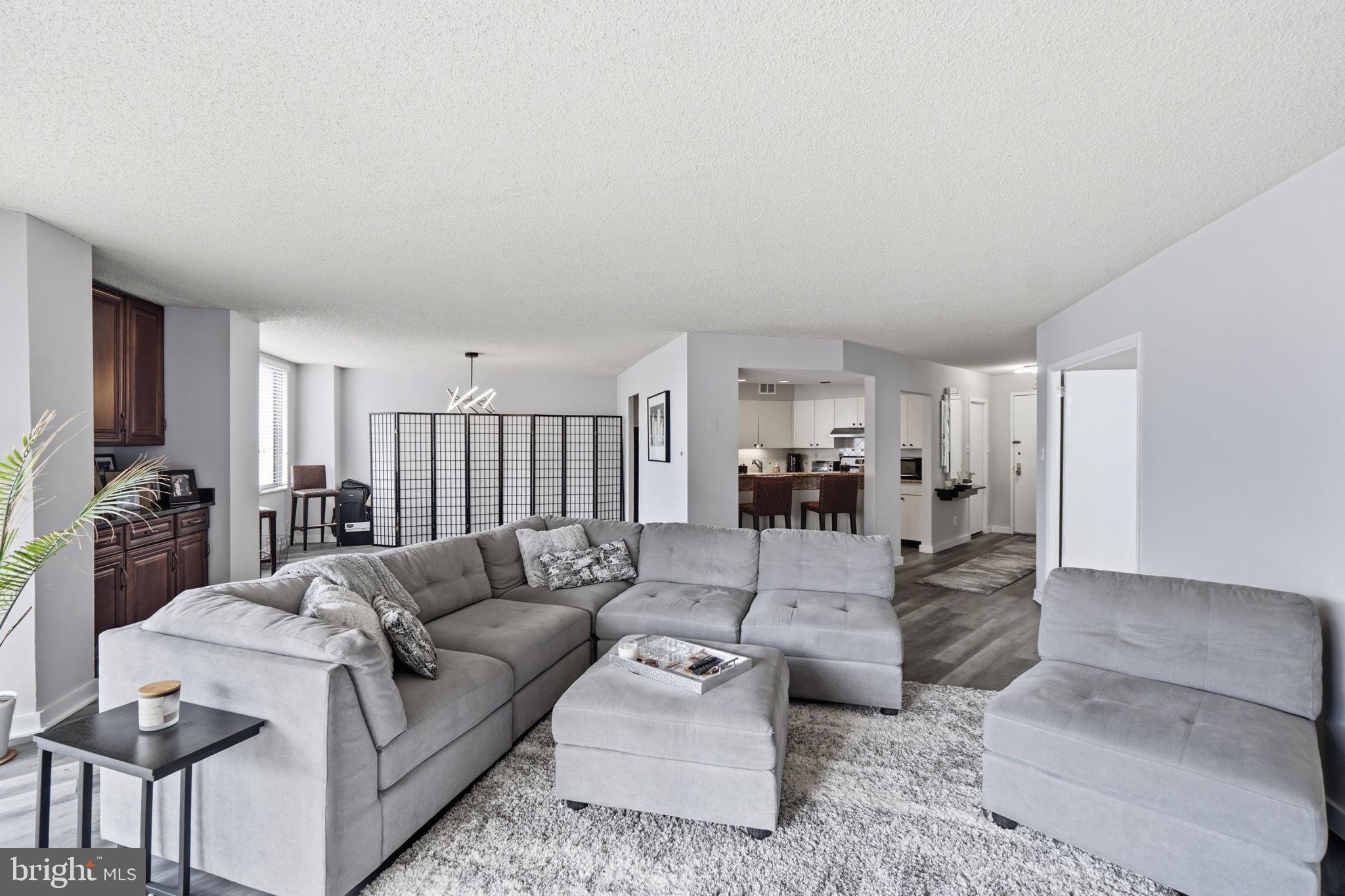 5225 Pooks Hill Road, Unit 1401N Bethesda, MD 20814 - Photo 10 of 64