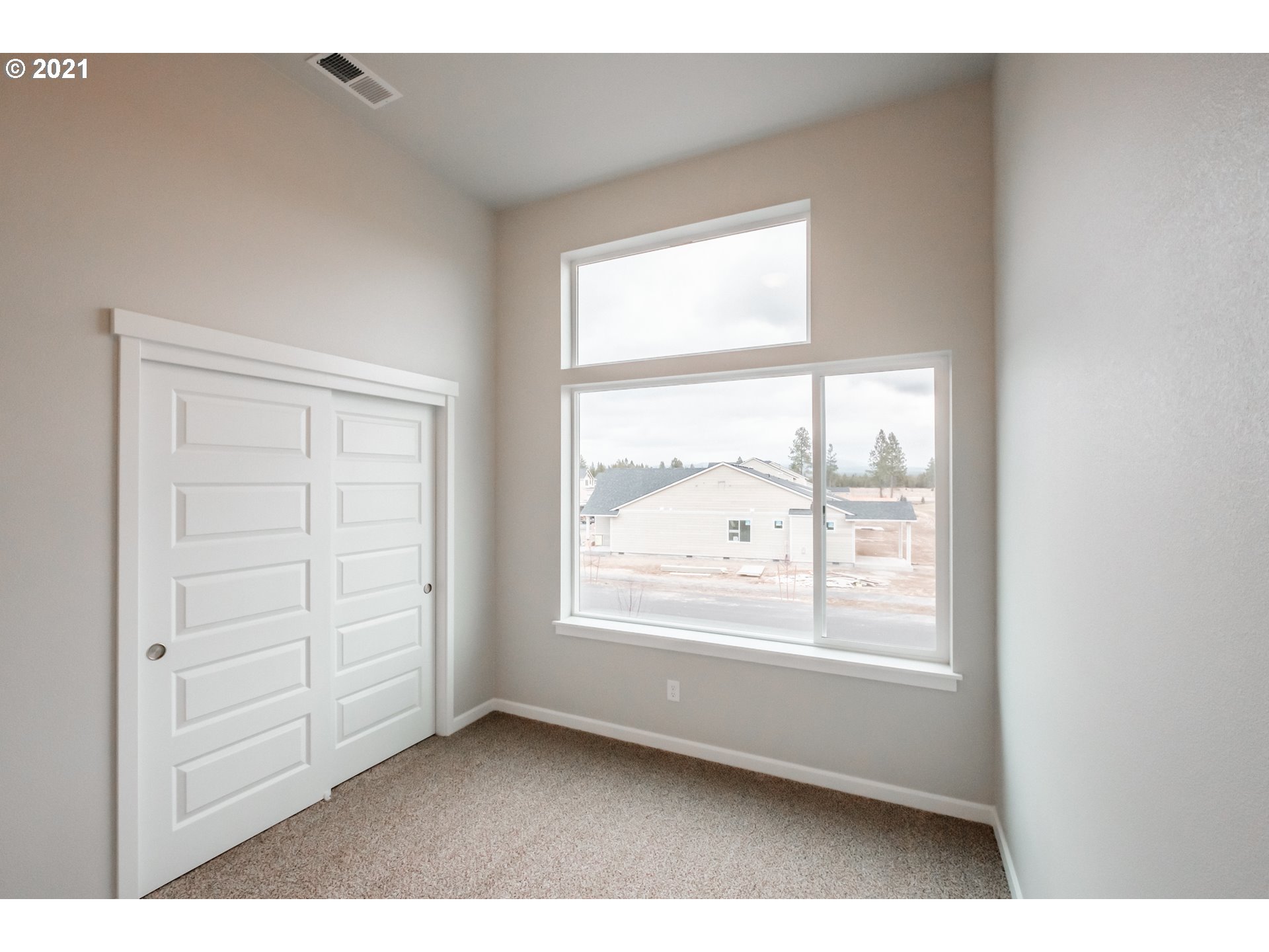 51785 Fordham Drive La Pine, OR 97739 - Photo 22 of 32