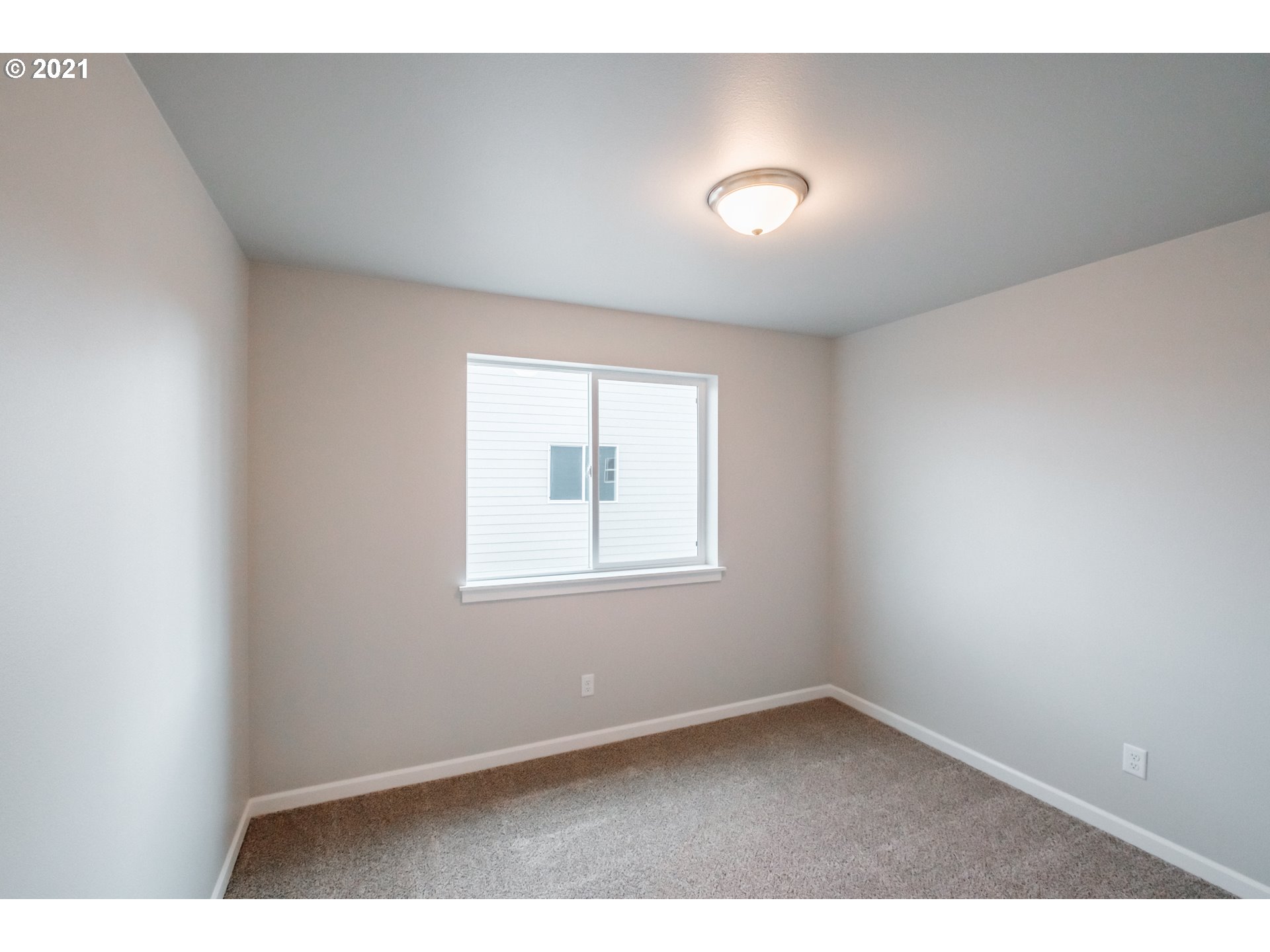 51785 Fordham Drive La Pine, OR 97739 - Photo 23 of 32