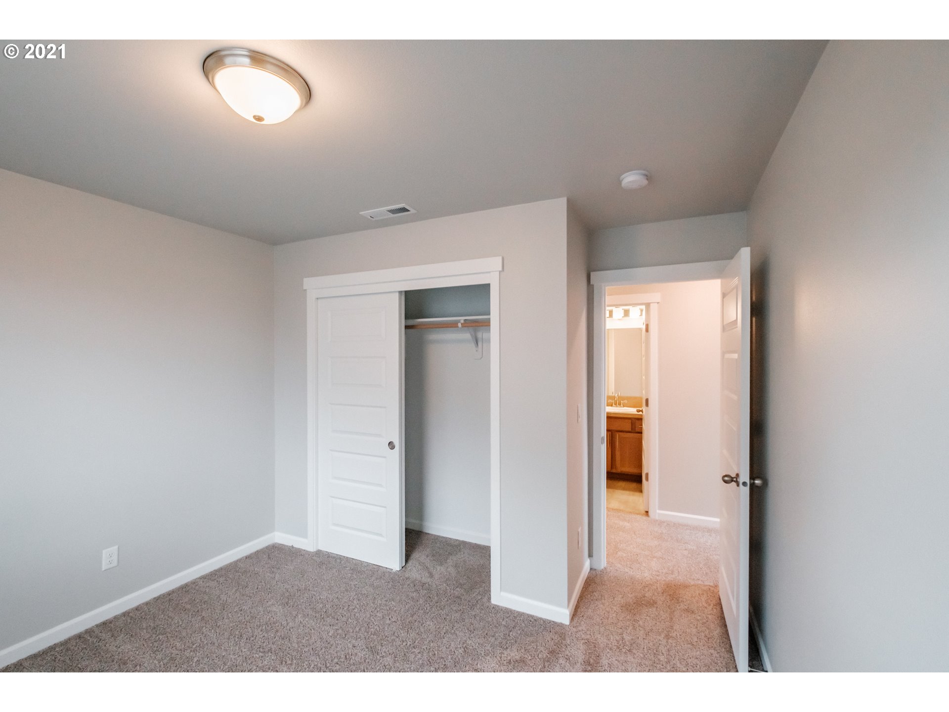 51785 Fordham Drive La Pine, OR 97739 - Photo 24 of 32