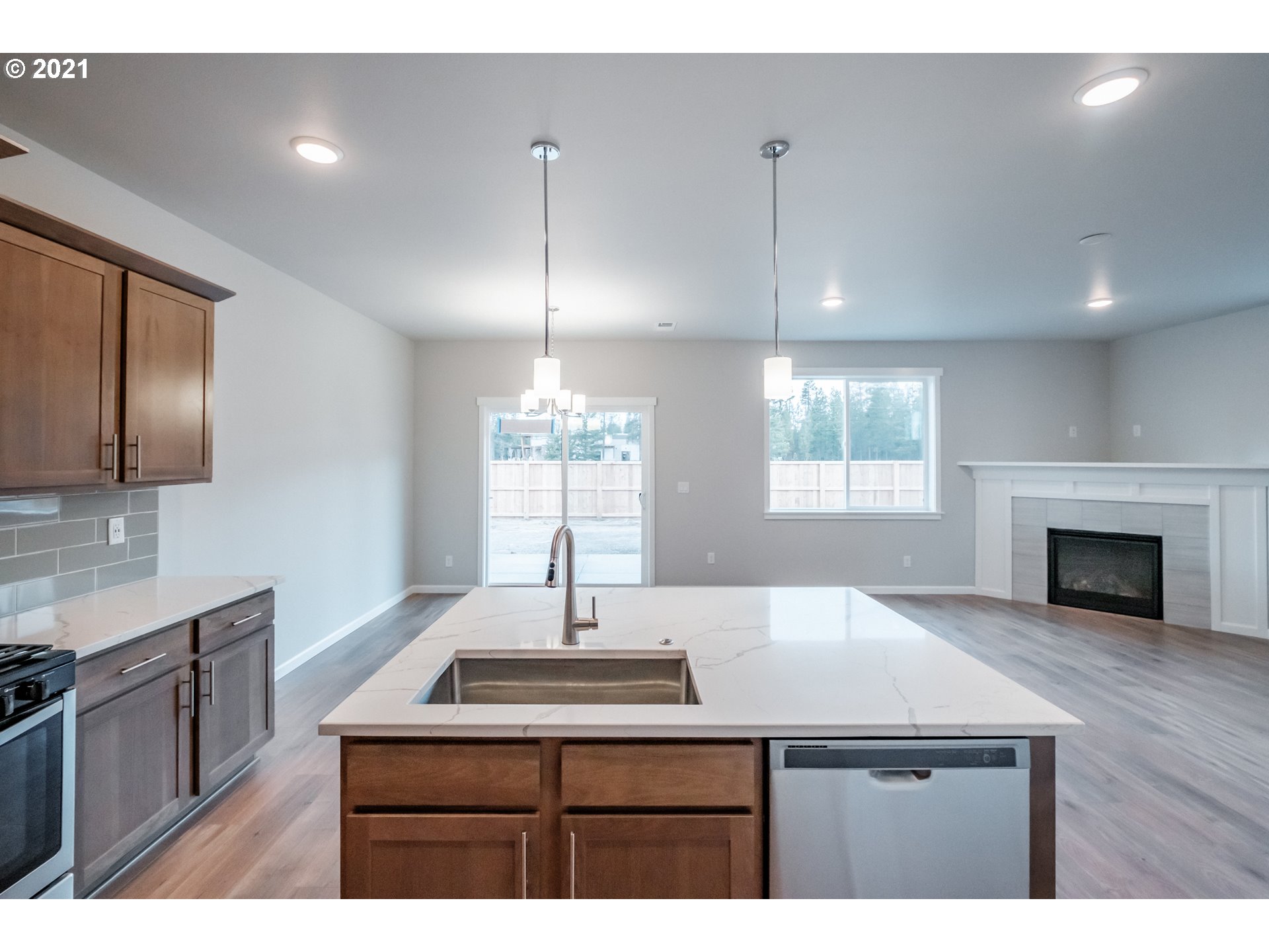 51785 Fordham Drive La Pine, OR 97739 - Photo 8 of 32