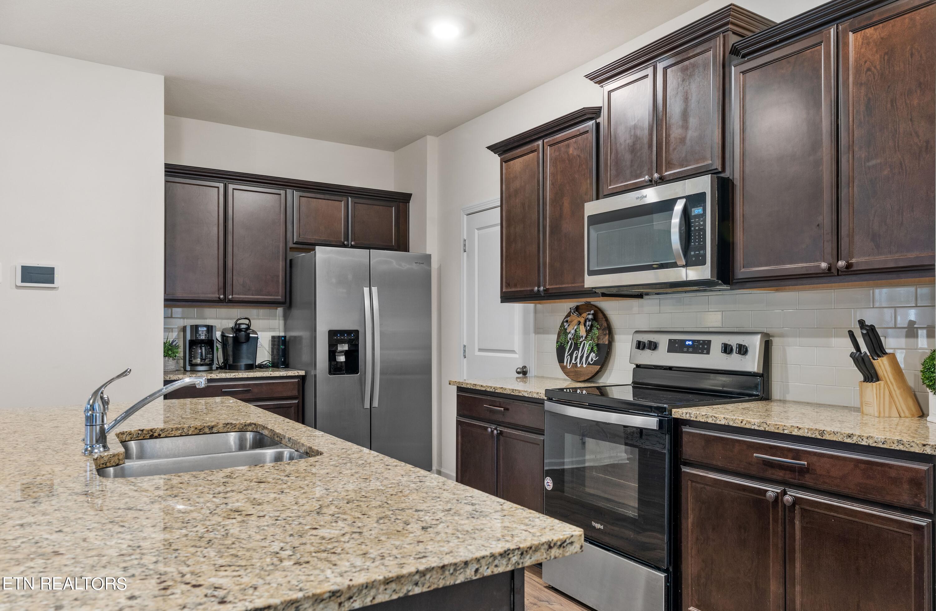 5 Ivy Court Clinton, TN 37716 - Photo 15 of 29 030A7706