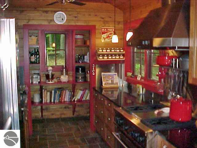 4750 South Wheeler Road Maple City, MI 49664 - Photo 4 of 8 1663521-3.JPG