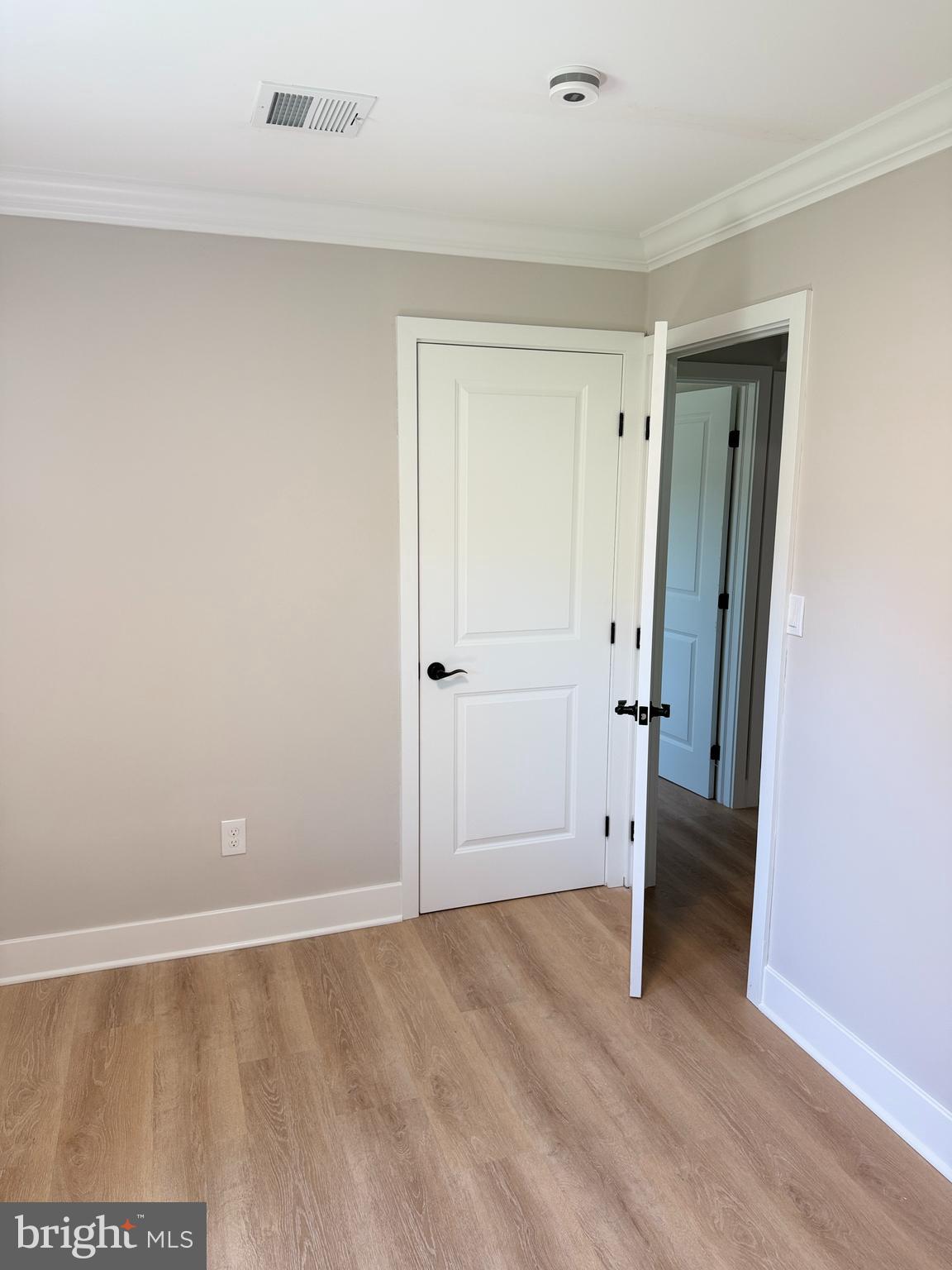 44 Tinsel Road Levittown, PA 19056 - Photo 14 of 31