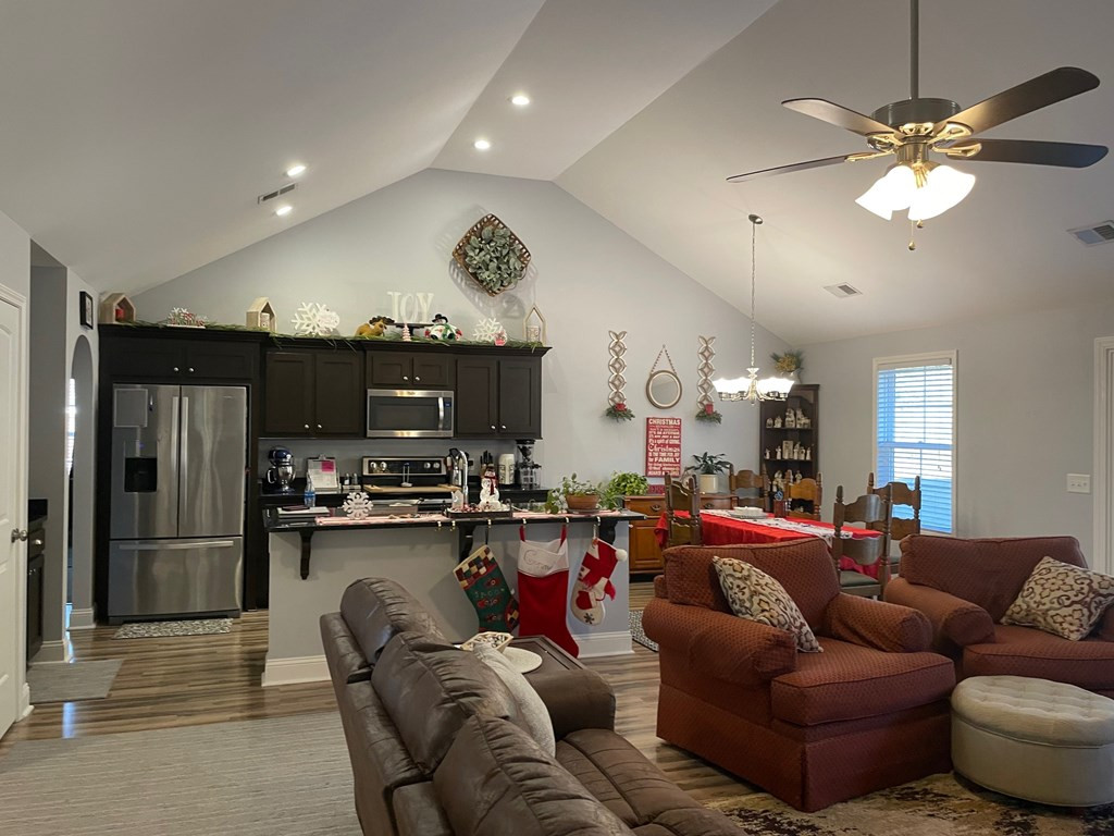 1695 North Kings Highway Dalzell, SC 29040 - Photo 3 of 15 Gallery Image 3
