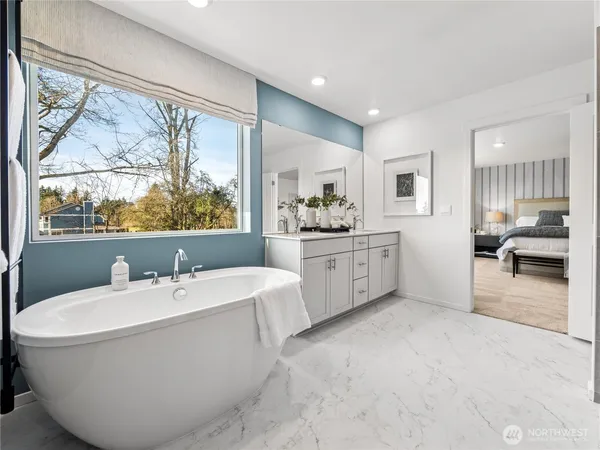 $749,995 | 713 129th Street East, Unit 8, Tacoma, WA 98445